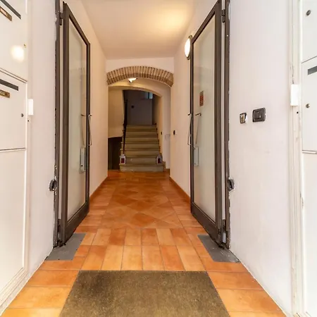 Parrot House - Casa In Centro A Apartment *